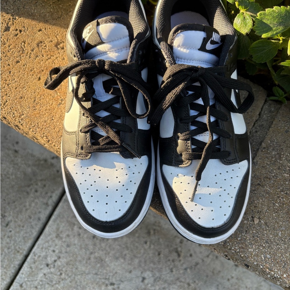 Nike Panda Dunks